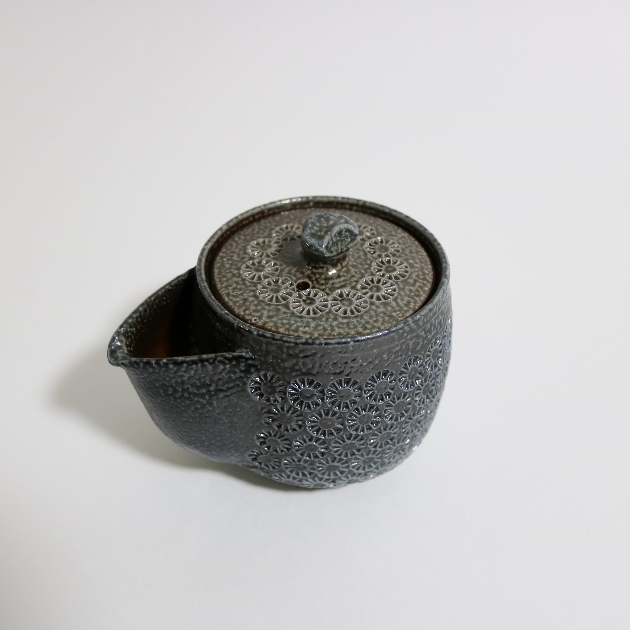 Ichinose Ware Tea Pod